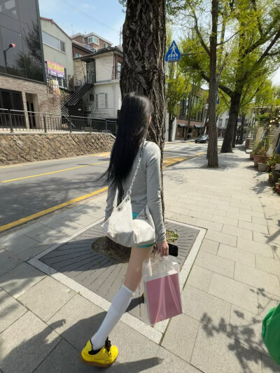 sui