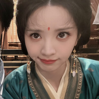 这是魏娆还是君黛呢