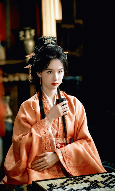 陈都灵