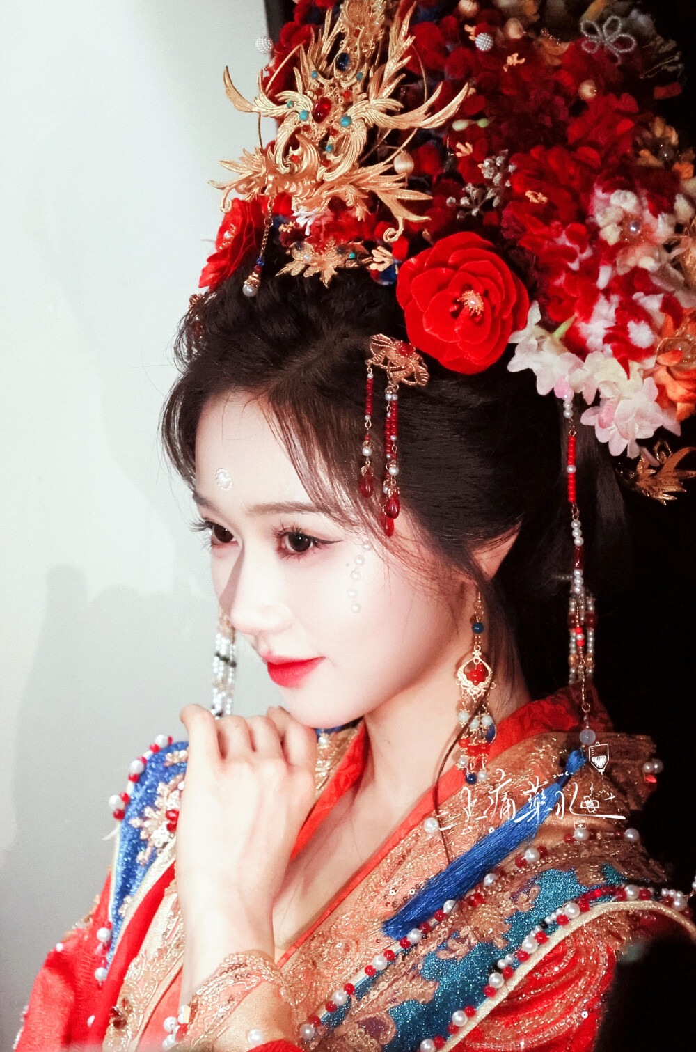 岳雨婷