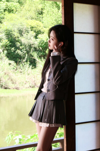 陈都灵