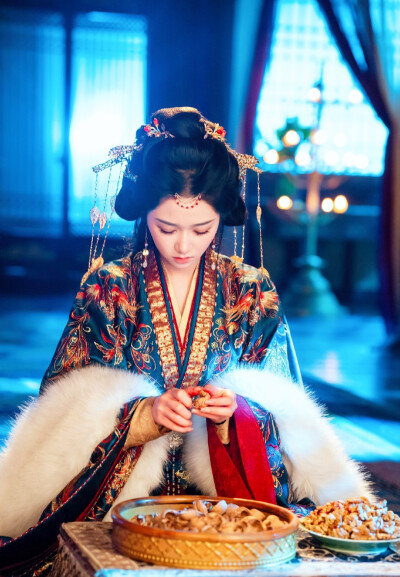 岳雨婷