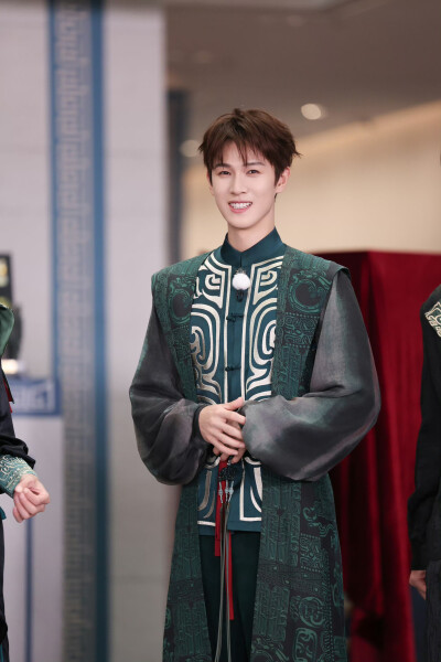 李昀锐