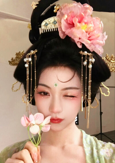 胡意旋
