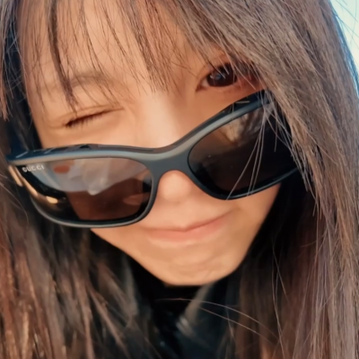 田曦薇
我从vlog里截de..