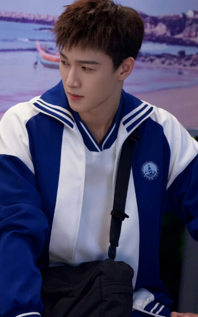 李昀锐