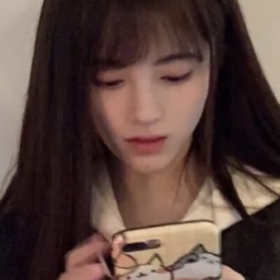 鞠婧祎