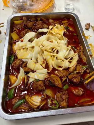 大盘鸡拌面