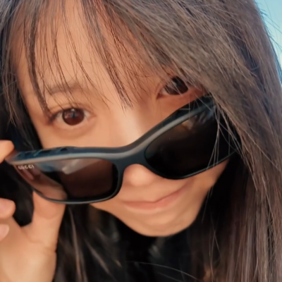 田曦薇
我从vlog里截de..
