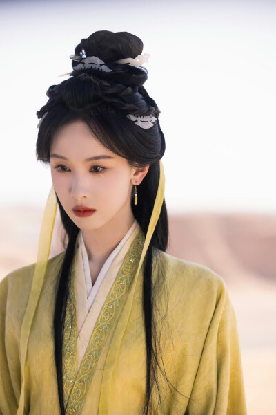 陈都灵