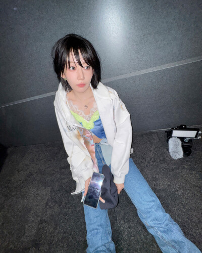 宮脇咲良