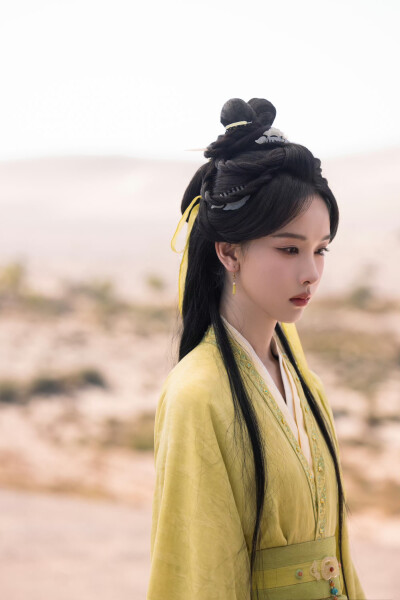 陈都灵