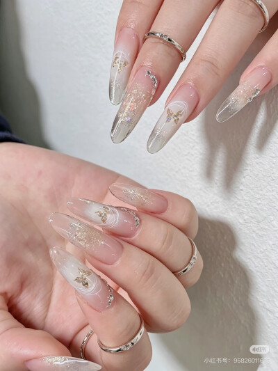 美甲