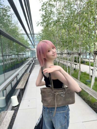 宫胁咲良