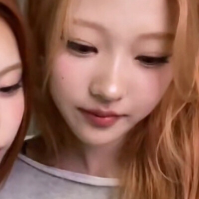 我遇到了两个披萨心肠的女孩