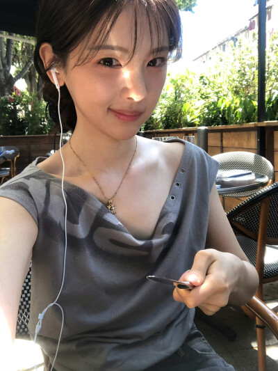 杨超越