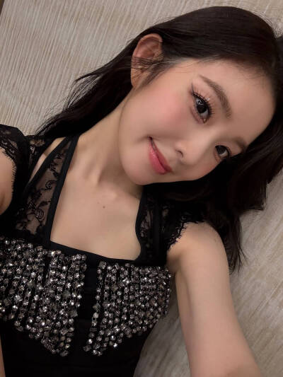裴珠泫 irene