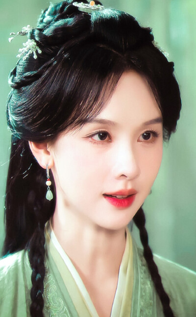 陈都灵