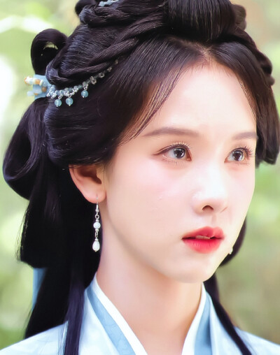 陈都灵