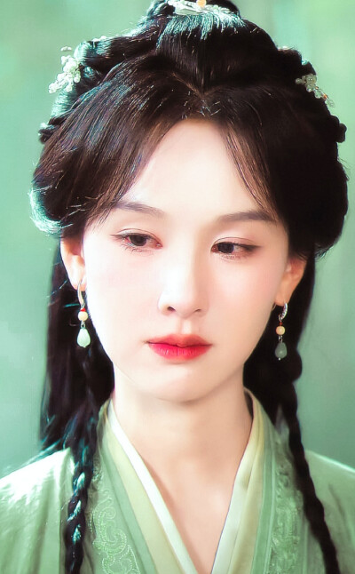 陈都灵