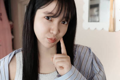 金艺琳 yeri
