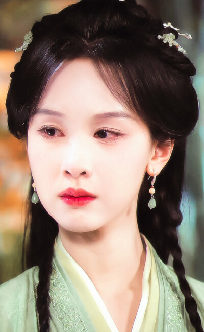 陈都灵