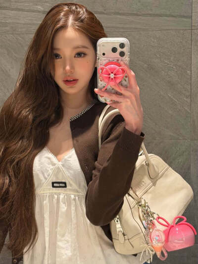 张元英 wonyoung
