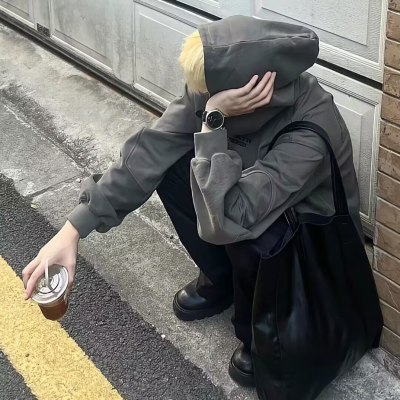 头像丨男头 倘若懂得人懂得淡茶一杯也有情