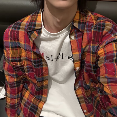 头像丨男头 我很需要你的陪伴