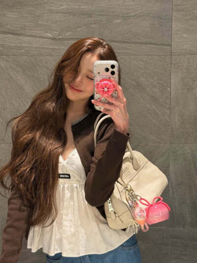 张元英 wonyoung