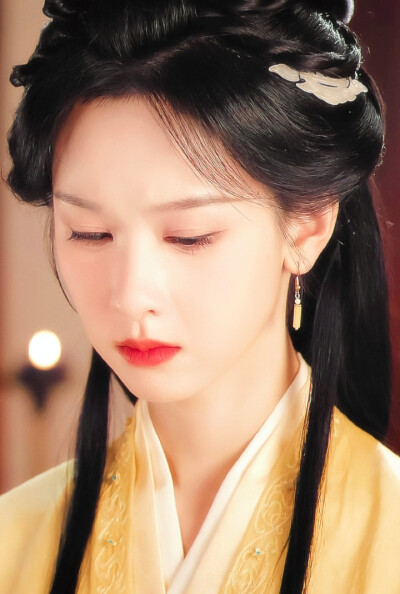 陈都灵
