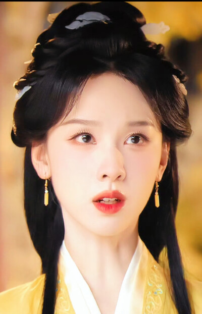 陈都灵