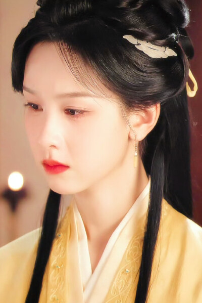 陈都灵
