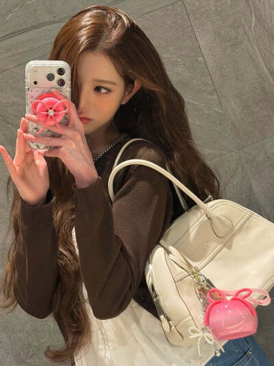 张元英 wonyoung