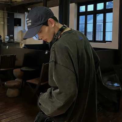 头像丨男头 倘若懂得人懂得淡茶一杯也有情
