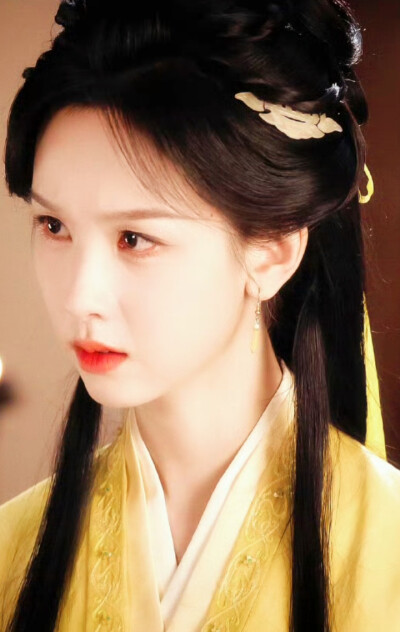 陈都灵