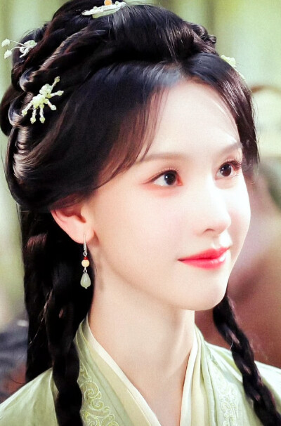 陈都灵