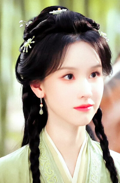 陈都灵