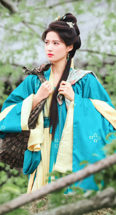 卢昱晓