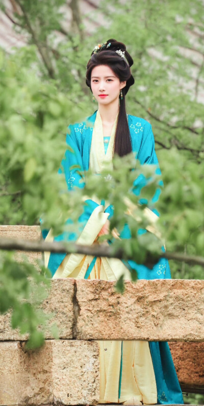 卢昱晓