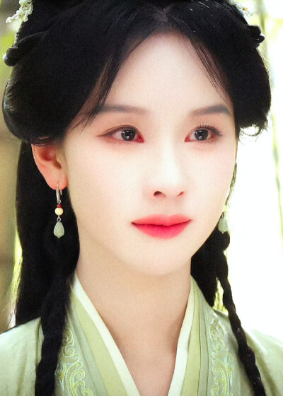 陈都灵