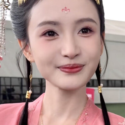 粉色娇嫩你如今几岁了