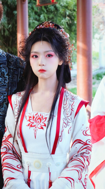 王云云