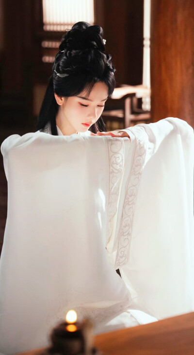 陈都灵