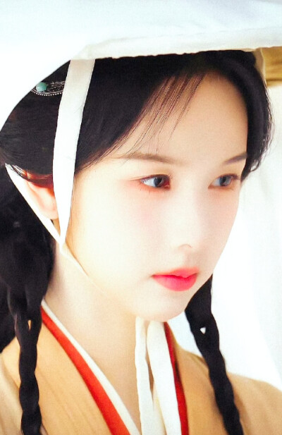 陈都灵