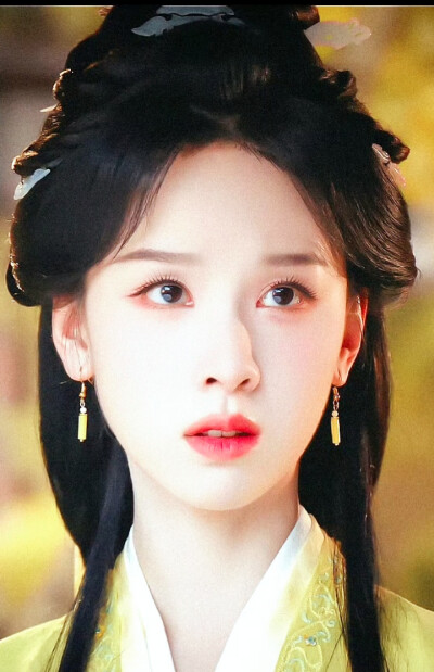陈都灵
