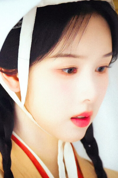陈都灵