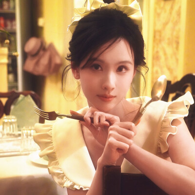 陈都灵