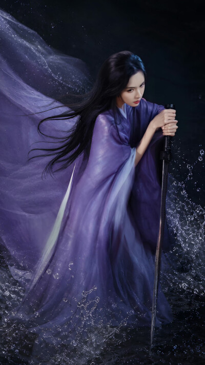 陈都灵