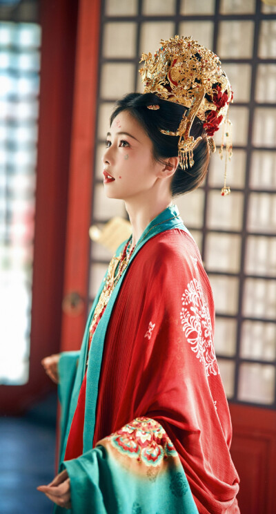白鹿《莫离》叶璃